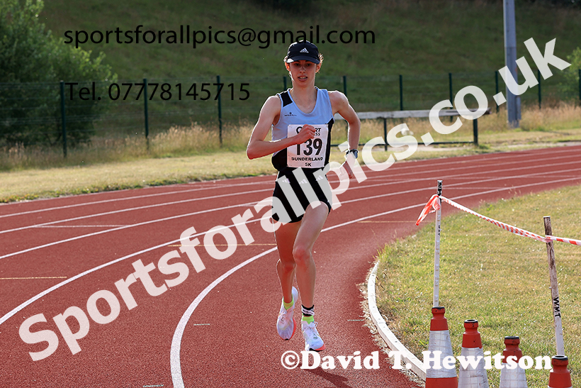 The 2025 Sunderland 5k Womens and Mens Vet. Over-50s, Silksworth, Sunderland. Photo: David T. Hewitson/Sports for All Pics